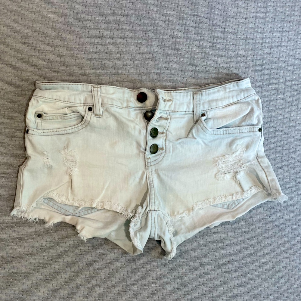 Billabong distressed high waisted shorts size 27